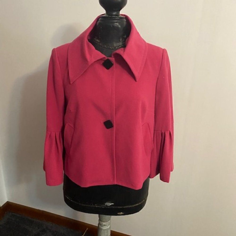 Insight Pink Bell sleeves 2 button blazer, size 6